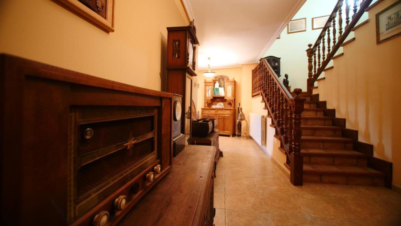 Casa Rural Plaza Vieja Saldaña Extérieur photo